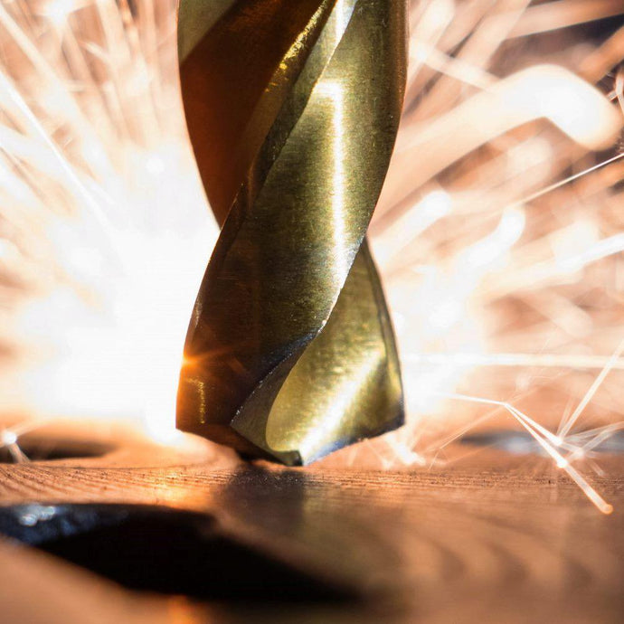 How can you recognize a good metal drill bit at first glance?
 